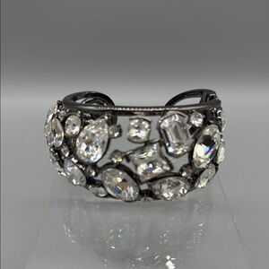 🩶Gunmetal Wide Band Bracelet With Clear Gemstones By Kenneth Jay Lane